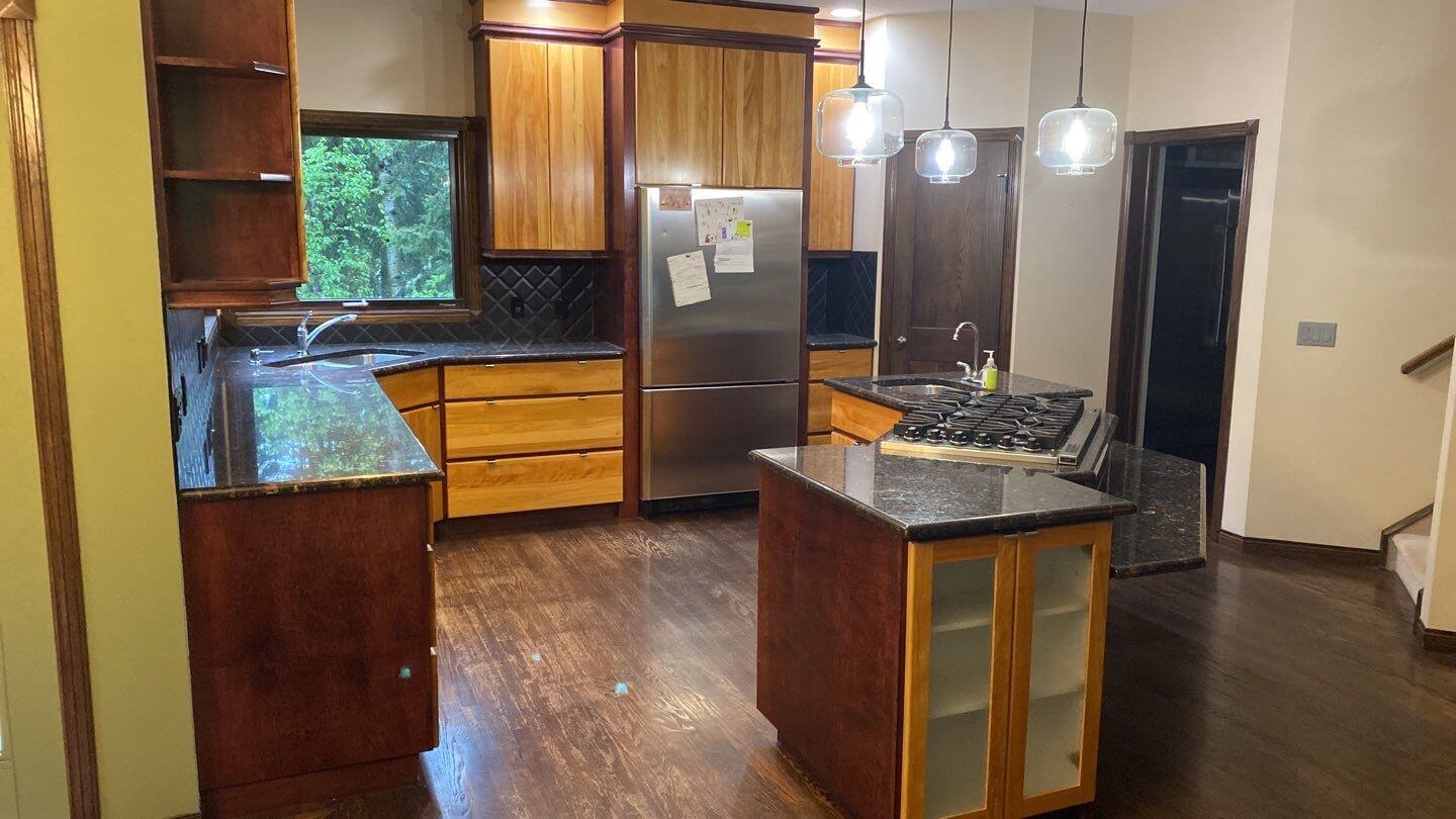 Bragg Creek two-tone stain kitchen before painting