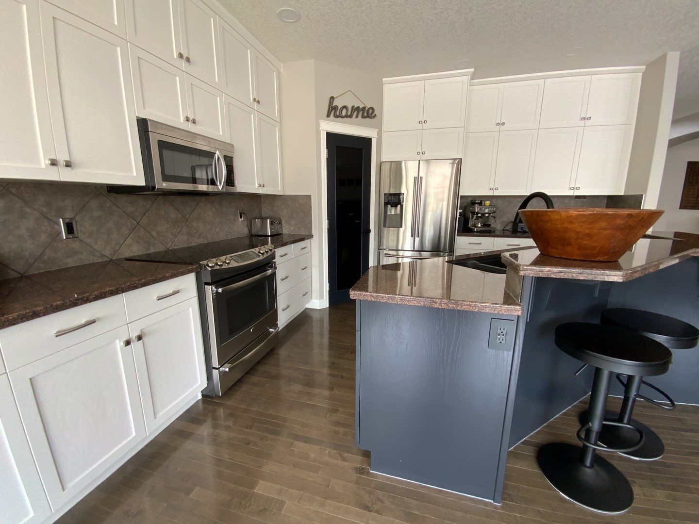 wood kitchen two tone after 3