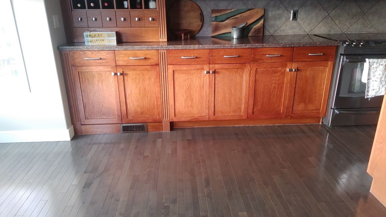 wood kitchen two tone before 2